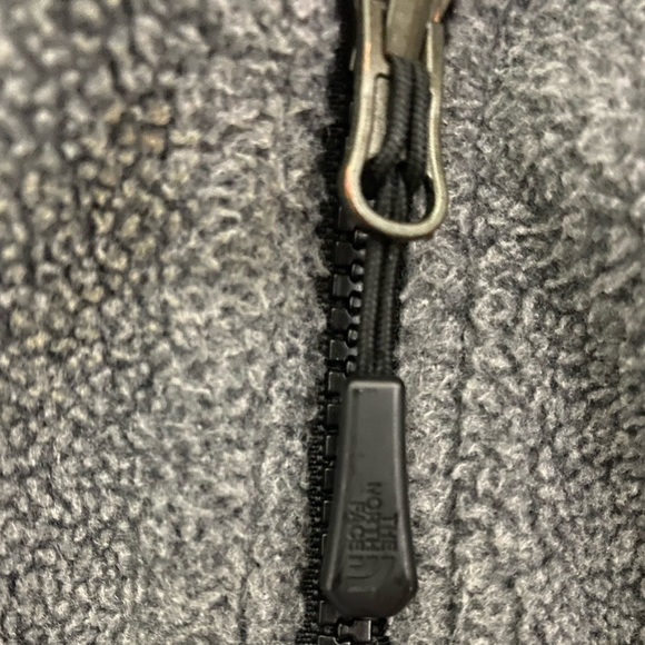 SOLD! The North Face Men's Denali 2 Jacket Size Medium - Picture 6 of 11